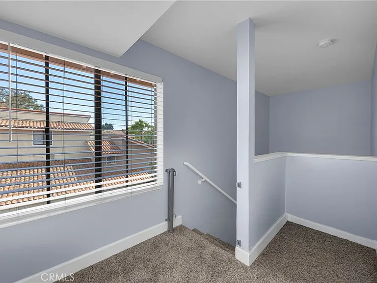 19185 Shoreline Ln — Photo 11