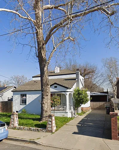 737 Walnut St Photo 1