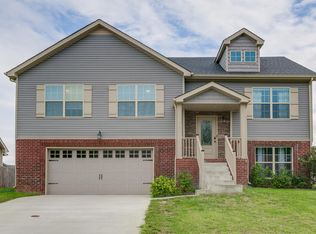 790 Banister Dr, Clarksville, TN 37042