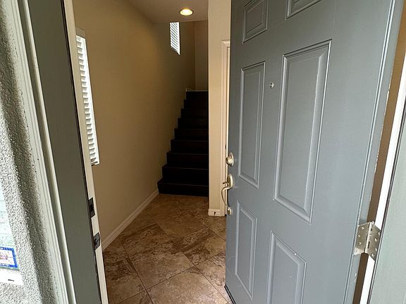 5th image of 22919 Mariposa Ave Unit 711
