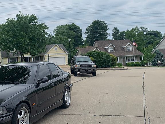 4th image of 1624 Fahrpark Ct