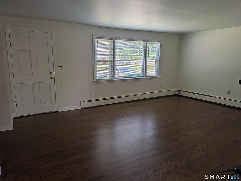 124 Spring Lake Rd — Photo 2