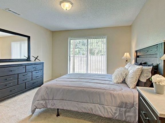 4th image of 5151 S Utica Ave #2-6