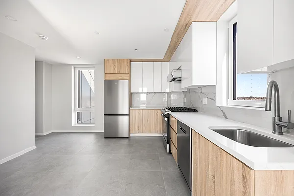 Rented by Polaris Property Group | media 4