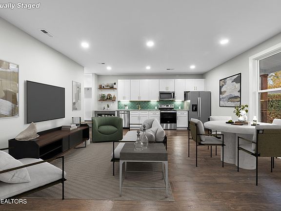 3rd image of 2441 Washington Ave