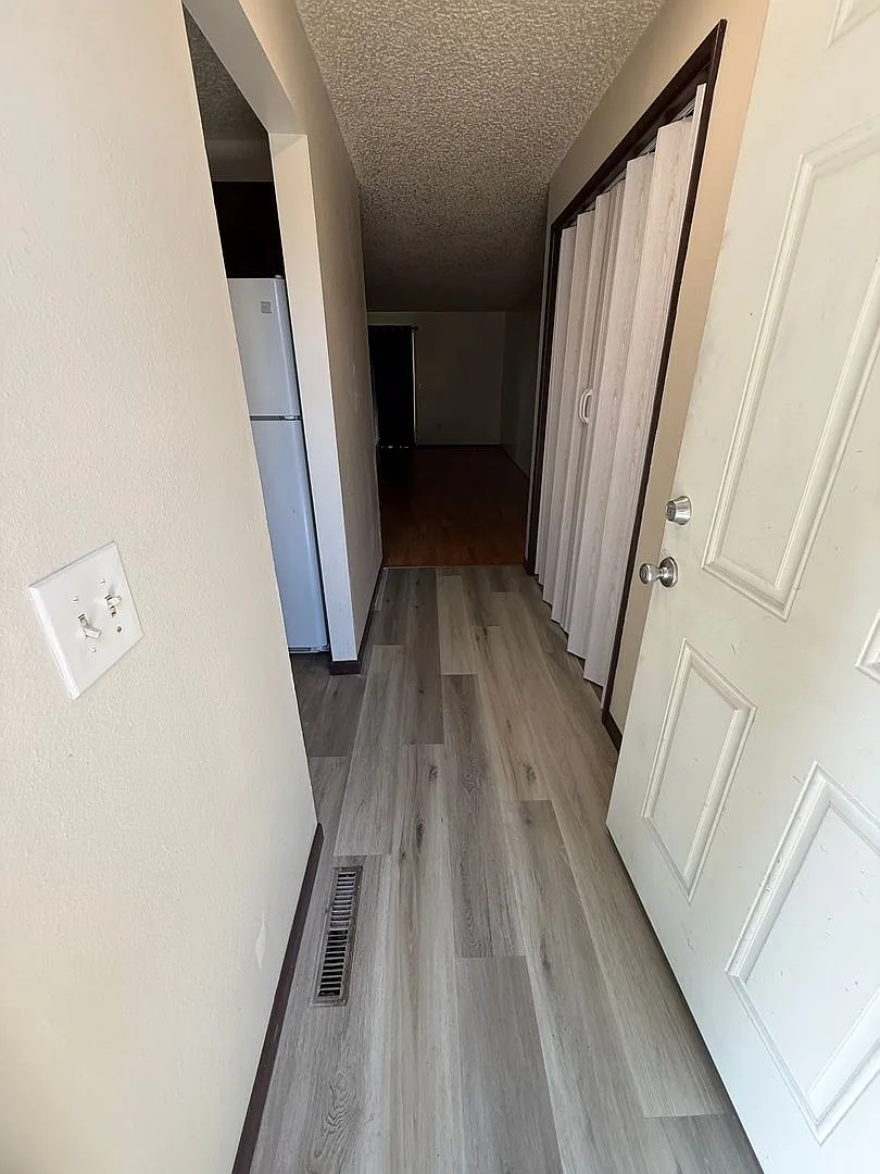 2 bed 1 bath apartment in Merrill, Oregon — Photo 3