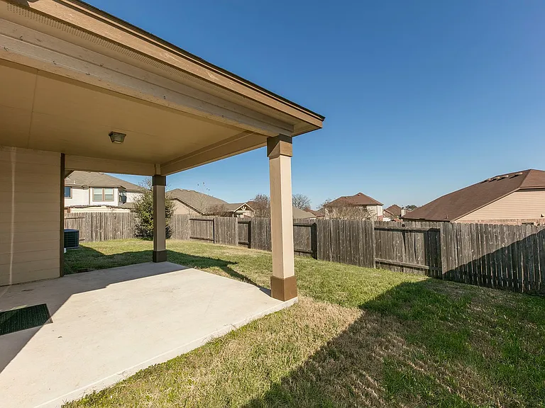 1141 Renaissance Trl — Photo 22