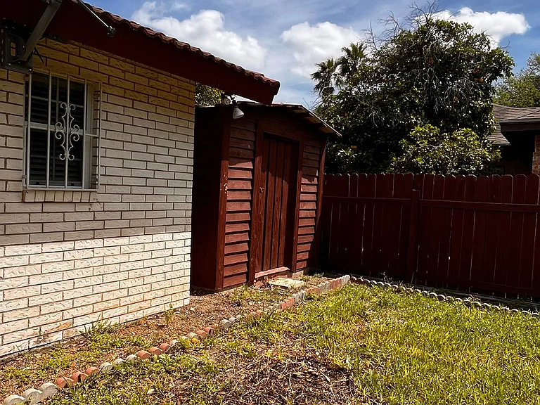 118 E Tulip Ave — Photo 14