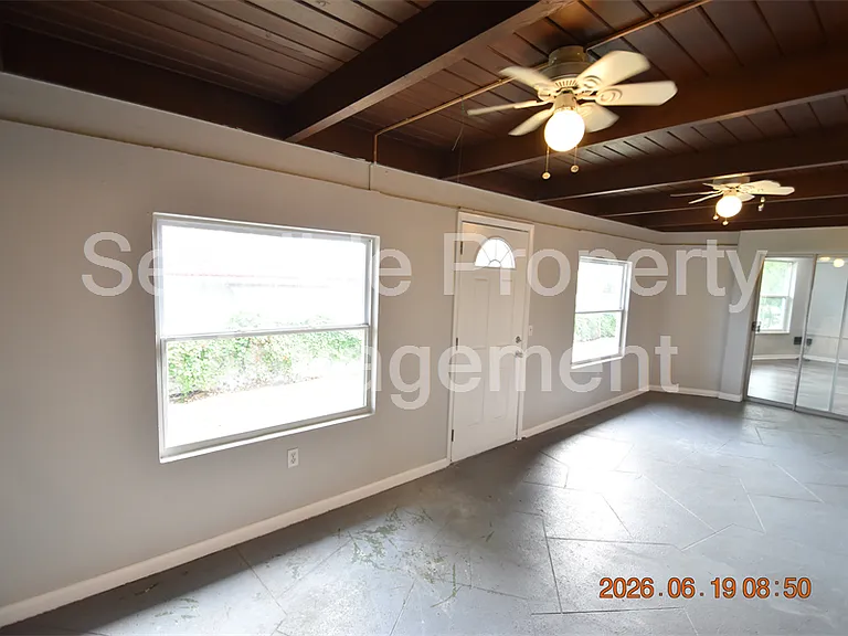 3273 Harbor Lake Dr — Photo 17