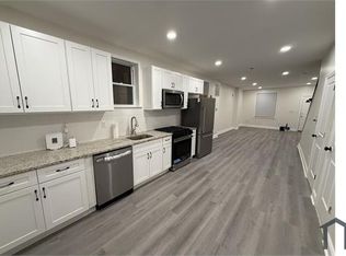 454 N Salford St, Philadelphia, PA 19151