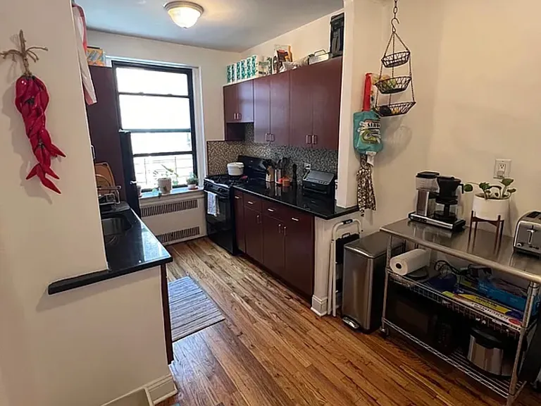 854 Ocean Ave #8A — Photo 11