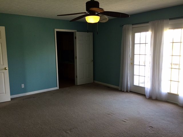1st image of 7465 Saddlebrook Ct