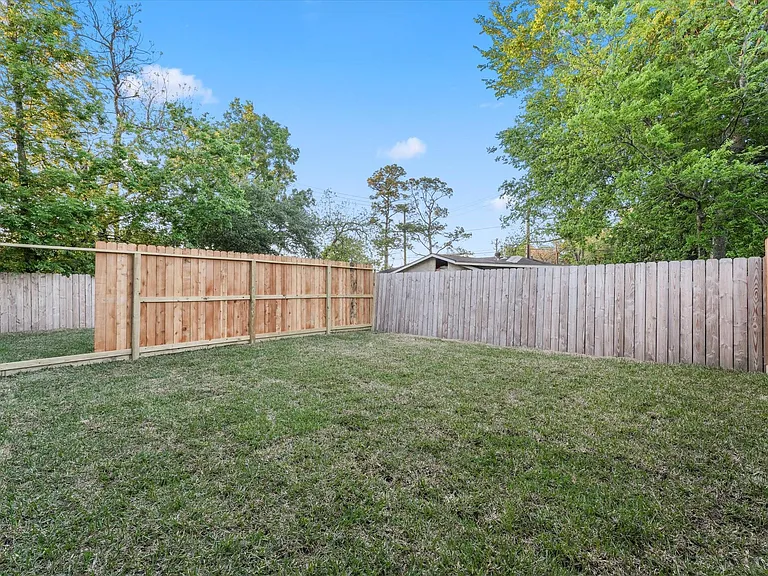 3807 Goodhope St — Photo 26