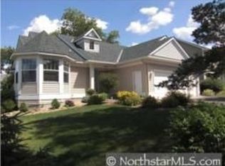 202 Wedgewood Dr, Saint Paul, MN 55115