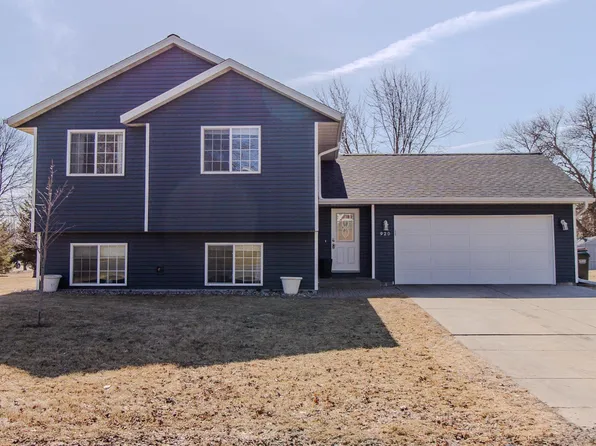 920 Stonebrooke Dr, Albany, MN 56307