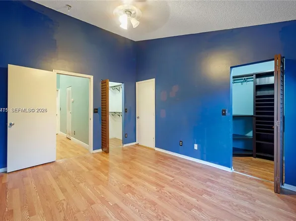 12111 SW 5th Ct, Hollywood, FL 33025