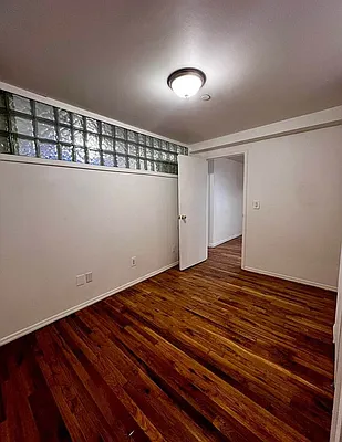 Rented by EXR | media 5