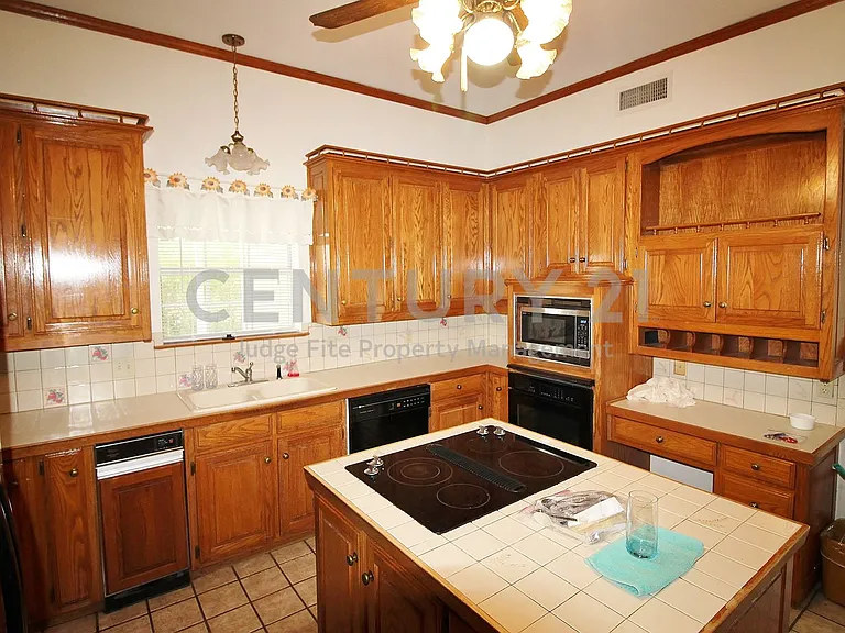 8150 Bob White Rd — Photo 7