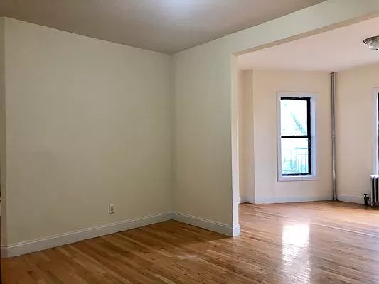 3rd image of 460 W 155th St #22