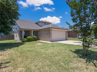 10124 Barton Creek Dr, Waco, TX 76708