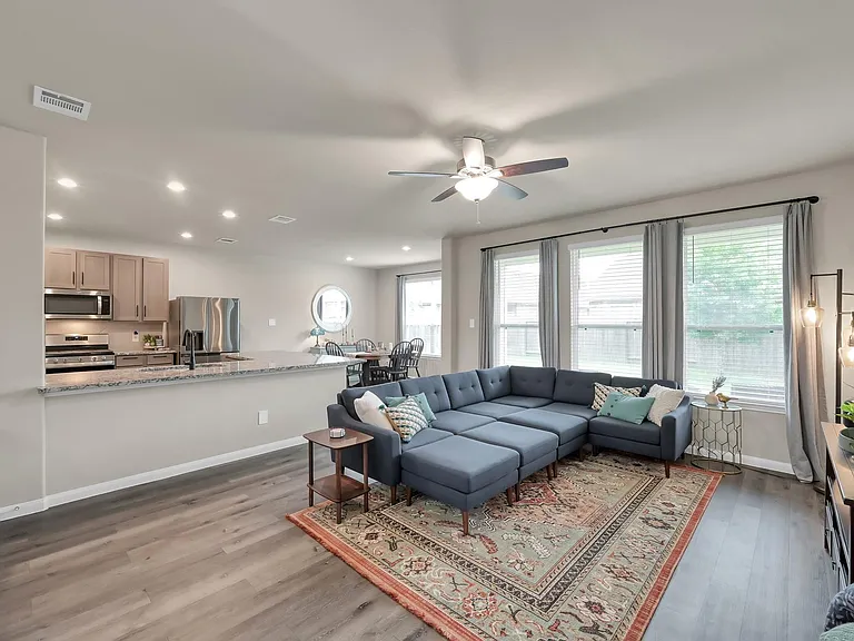 2717 Williams Grove Ct — Photo 5