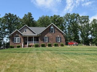 1608 Heritage Ridge Ct, Dallas, NC 28034