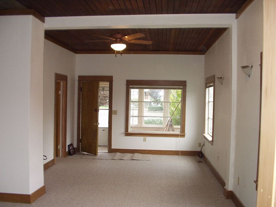 Livingroom in Main House