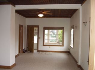 445 Burnett Ave S, Renton, WA 98057