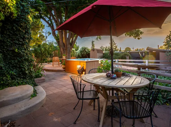 713 California St SE, Albuquerque, NM 87108