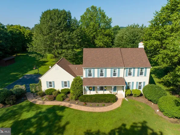 1050 Font Rd, Glenmoore, PA 19343