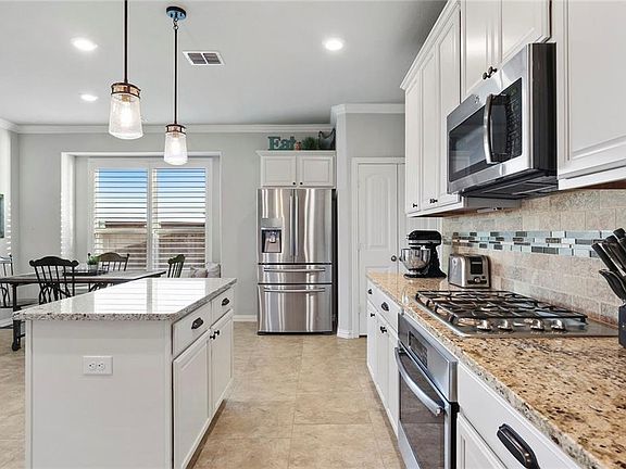 3rd image of 2116 Grant Park Way