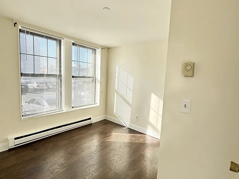 148 Liberty St — Photo 9