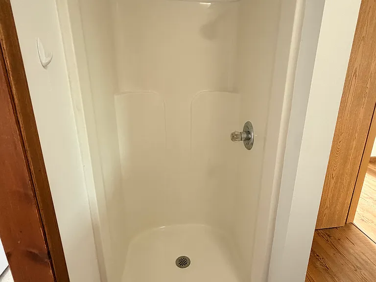 680 Hathaway St #3 — Photo 9