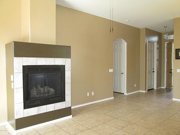 4th image of 6681 E Sandhurst Dr