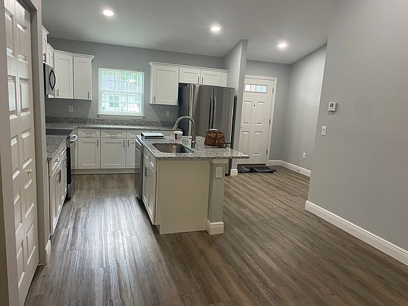 2nd image of 9301 N Travis Dr