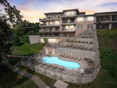 650 East HIAWATHA Drive #302, Wisconsin Dells, WI, 53965