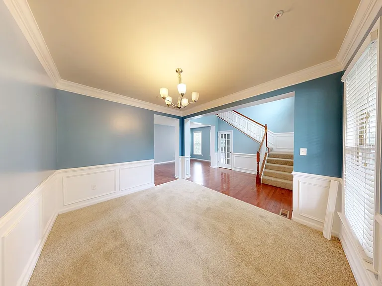 2604 Brooke Grove Rd — Photo 4