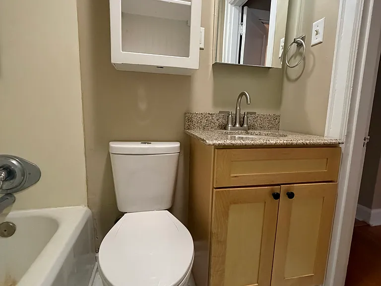 626 N Main St — Photo 12