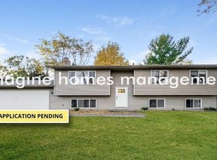 2305 Friendship Ln, Burnsville, MN 55337