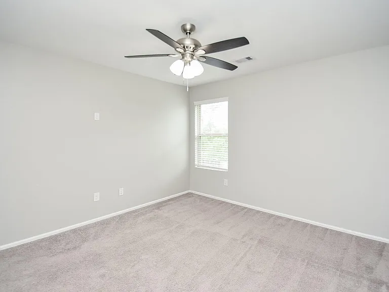 22707 Bolanzo Ln — Photo 20