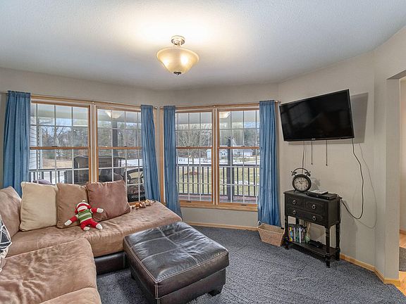 5th image of 100 Dreamfield Dr