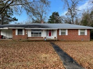 206 Westchester Dr, Picayune, MS 39466