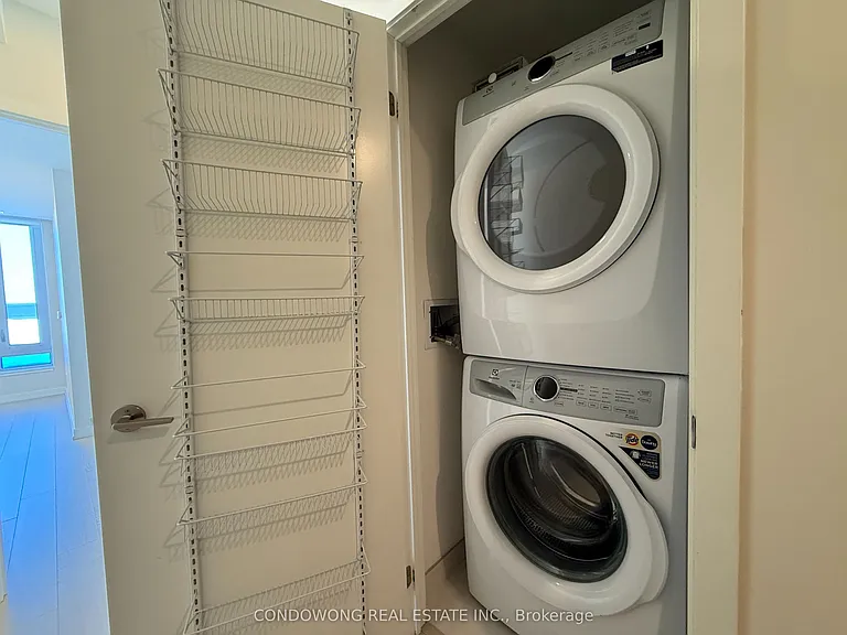 1808 Saint Clair Ave W #1101 — Photo 14
