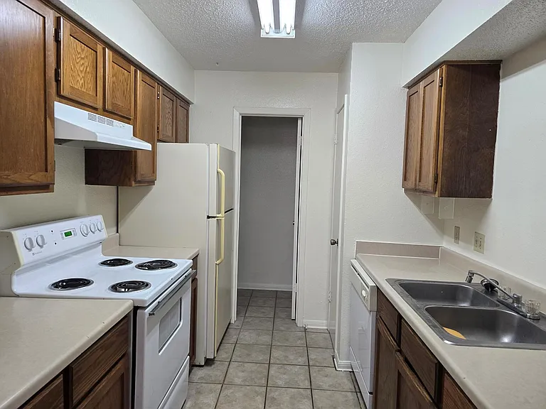 8705 Schick Rd #D — Photo 7