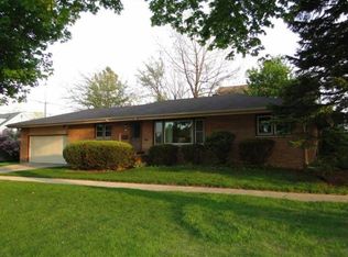 6833 W Cleveland Ave, Milwaukee, WI 53219