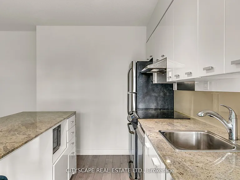 33 Singer Ct #1507 — Photo 14