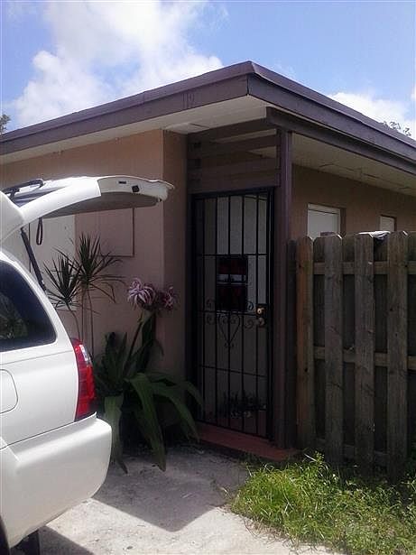 2nd image of 119 NW 8th St #1