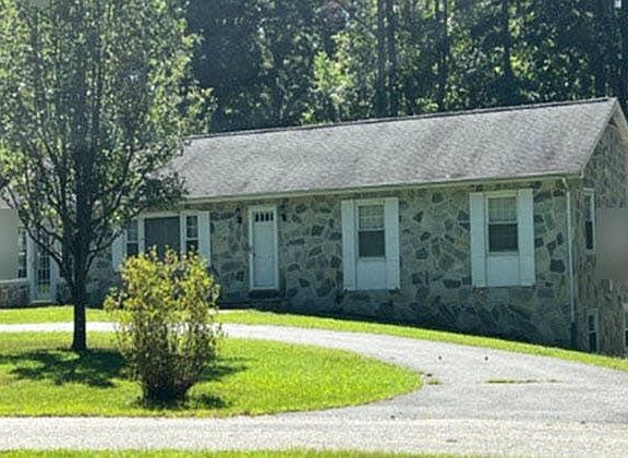 4th image of 14384 Crystal Ct
