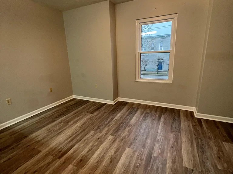 725 Chestnut St #2 — Photo 8