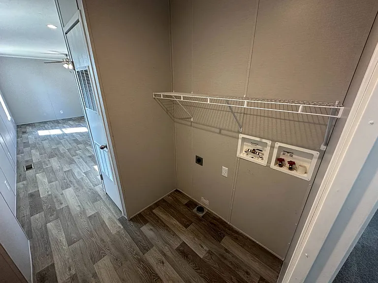 31 Highlander Ave #41 — Photo 5